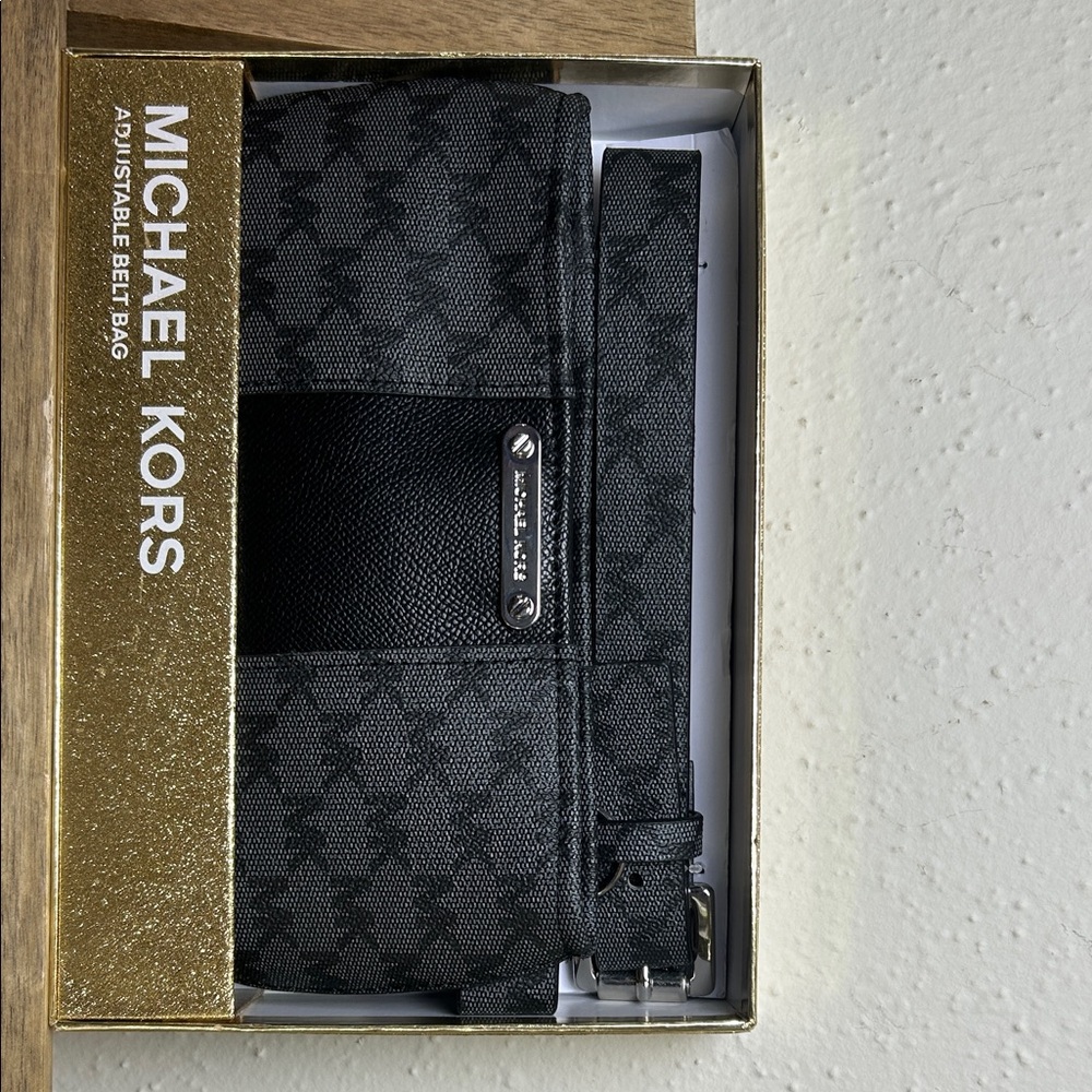Michael Kors Adjustable Black Patterned Belt Bag